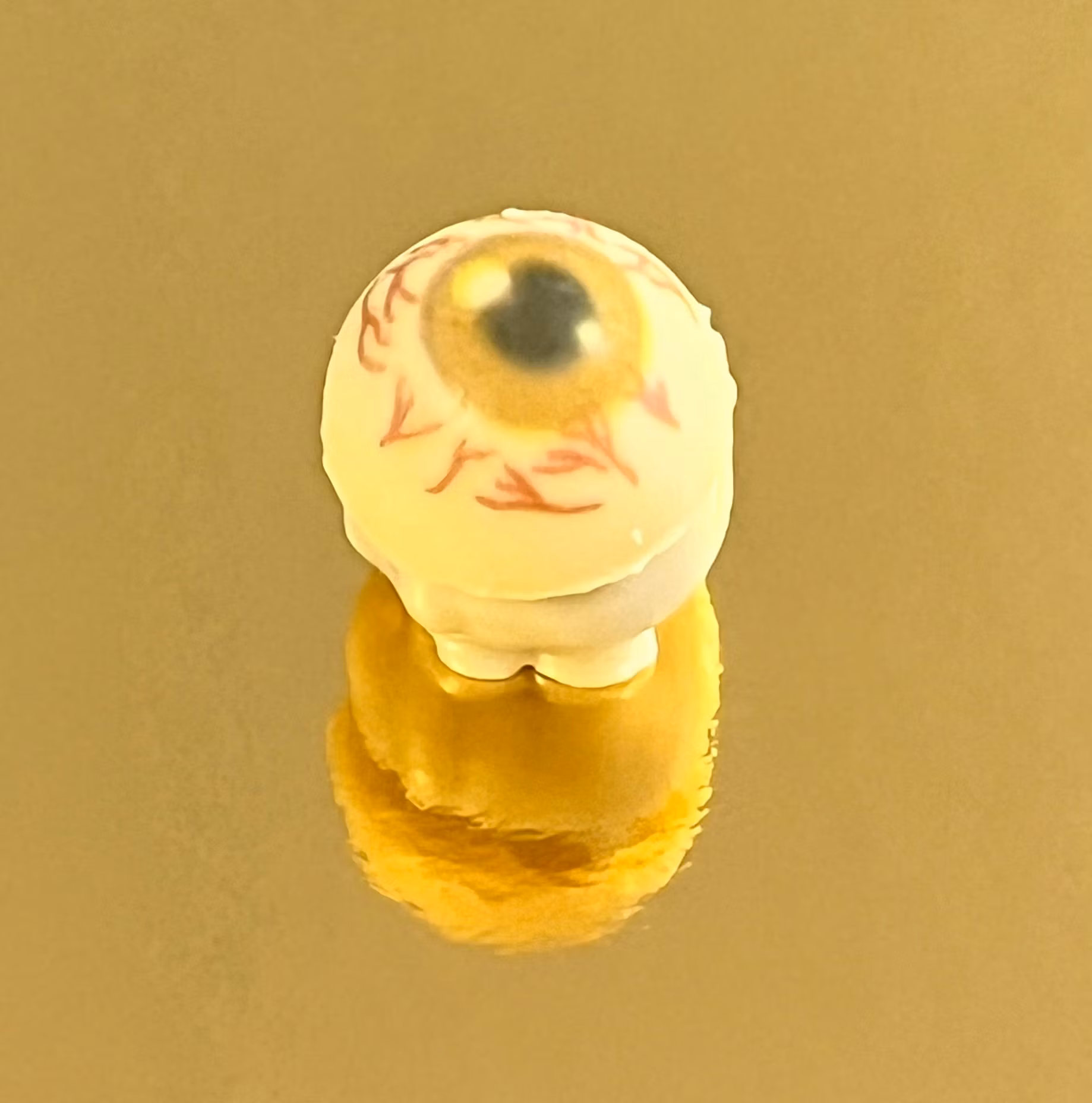 Vår egen: Öga med smak av hallon