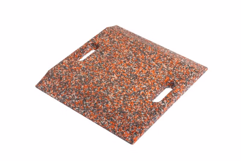 Ramp for Vehicles Made from Recycled Materials: A Sustainable Innovation