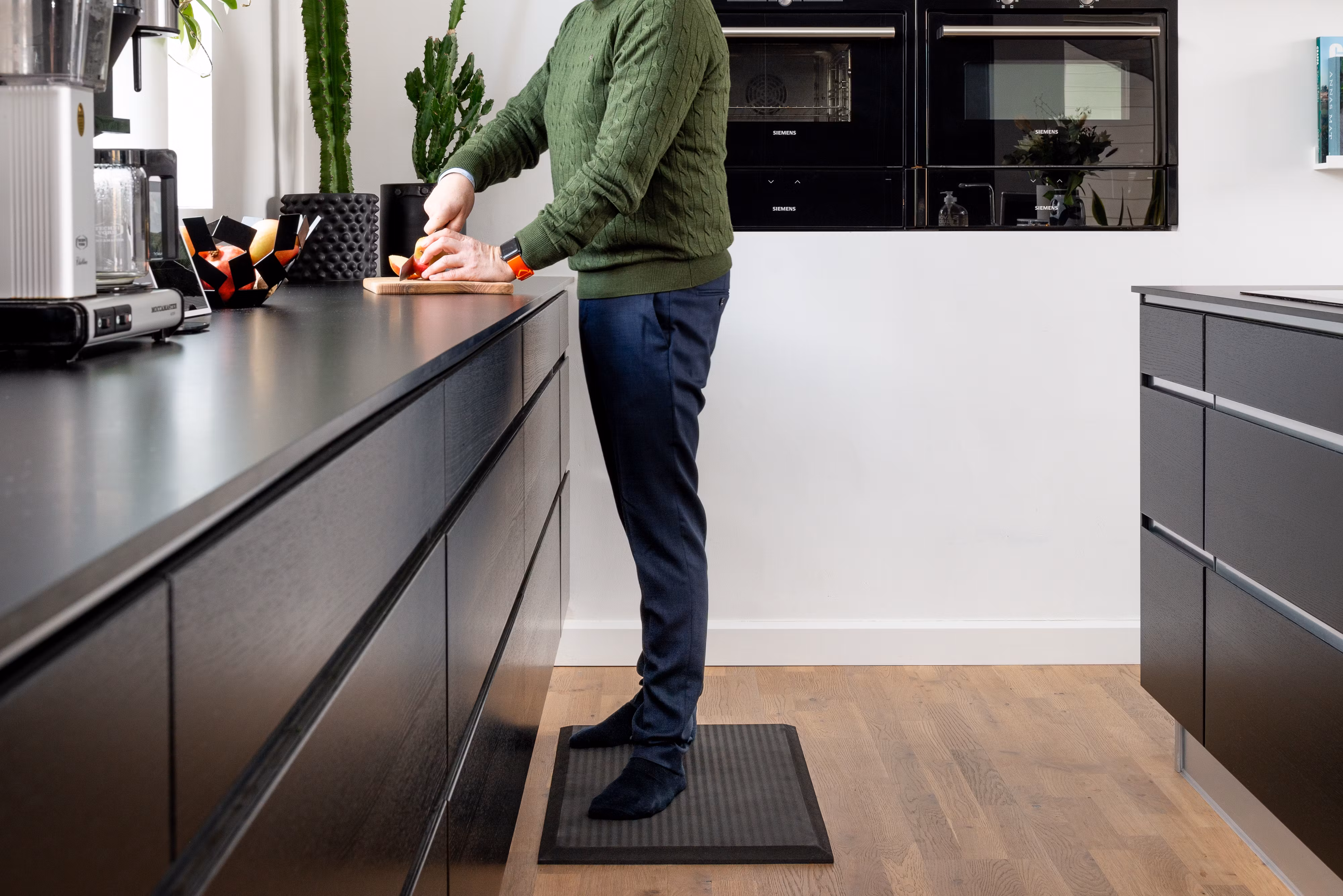 Tpe-step ergonomic anti-fatique mat black 46x76cm