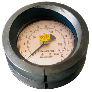 Hand tyre filler, calibrated