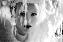Supermodel Karen Elson, Woolthreads