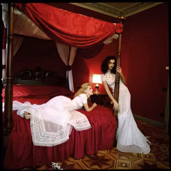 Moresque Red Bed