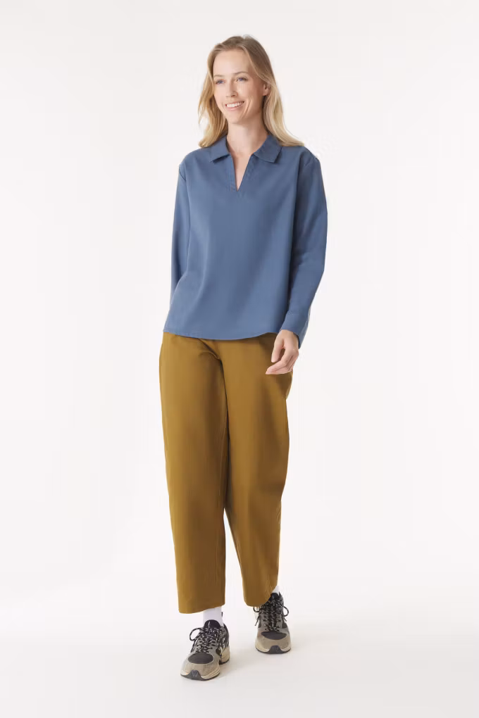 Izenah Blus