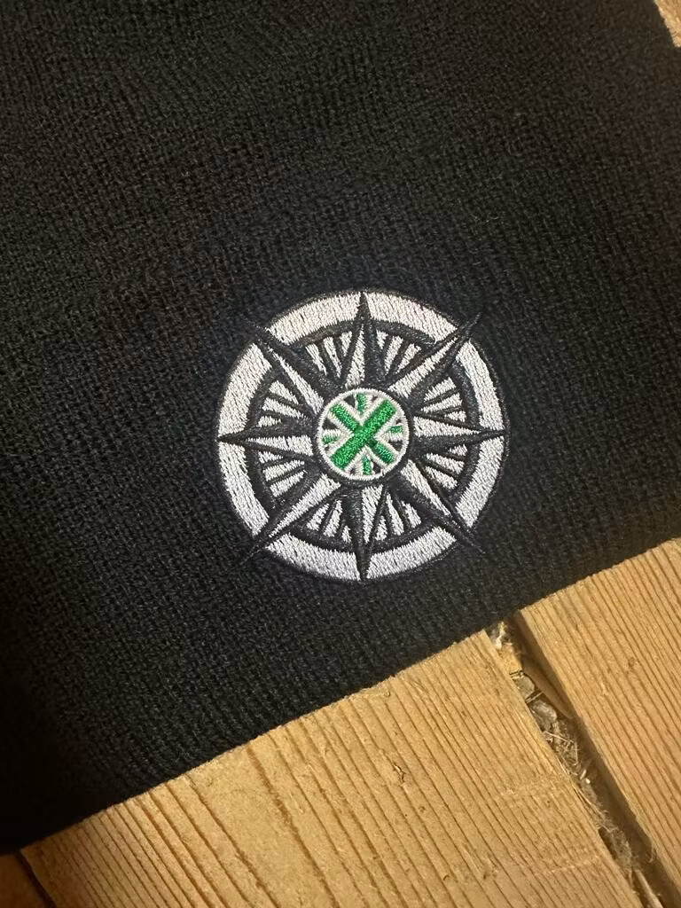MÖSSA: DEFEND JÄRNTORGET - SVART