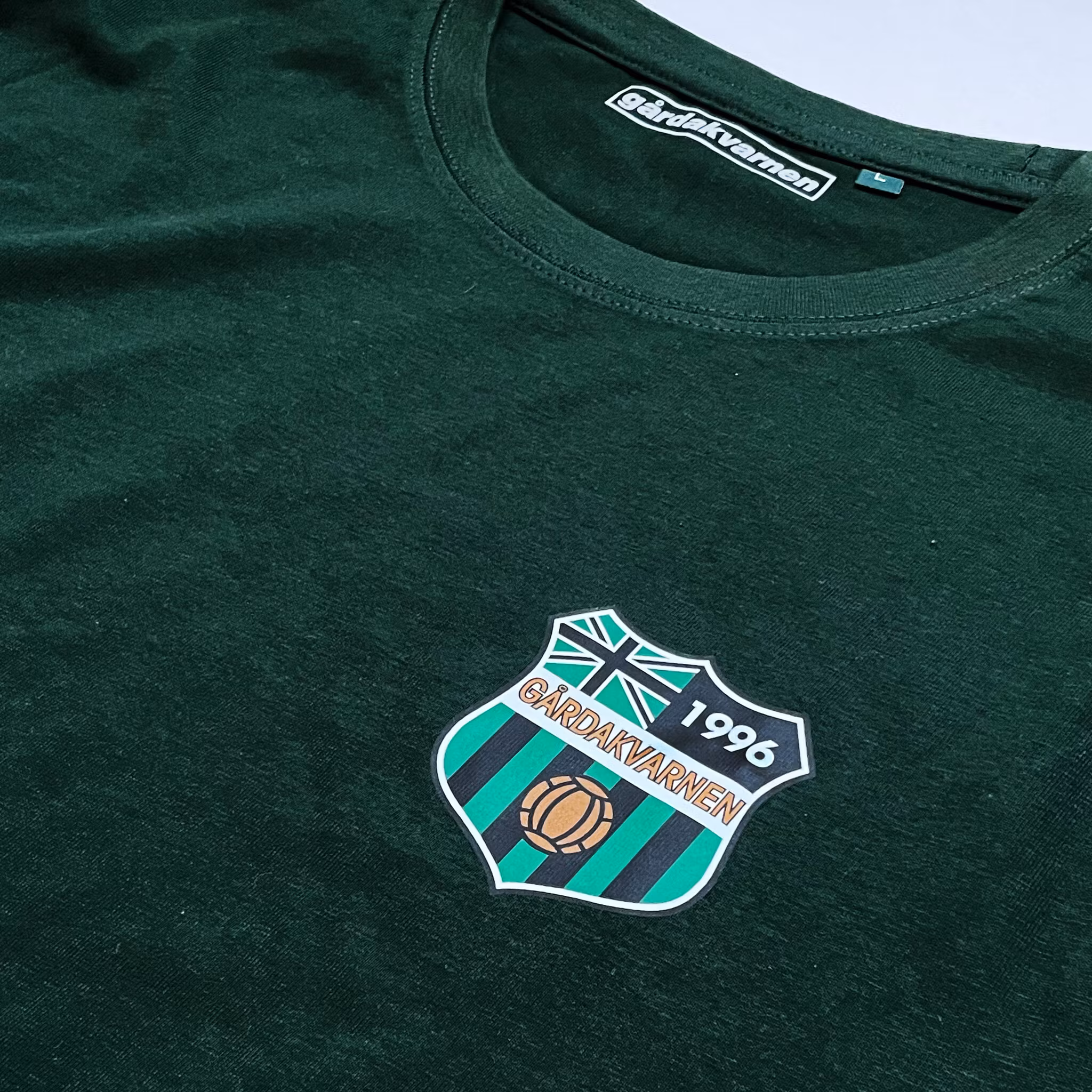 T-SHIRT: GK
