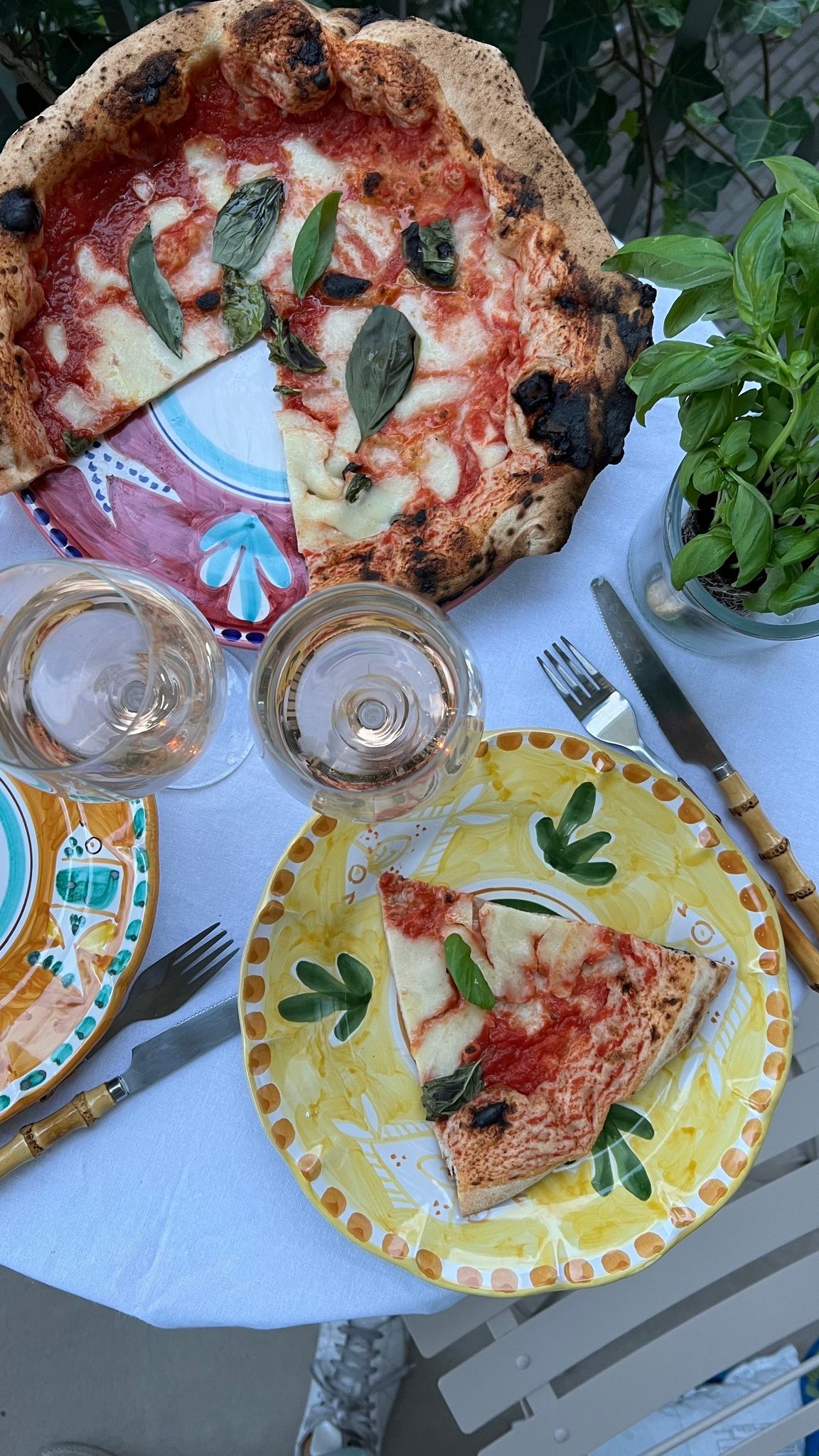 Amalfi stor pizzatallrik/uppläggningsfat, ljusgrön med bläckfiskmönster, 30 cm