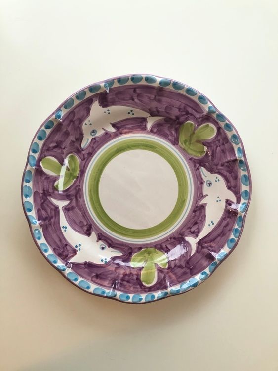 Amalfi mattallrik, lila med djurmönster, 26 cm