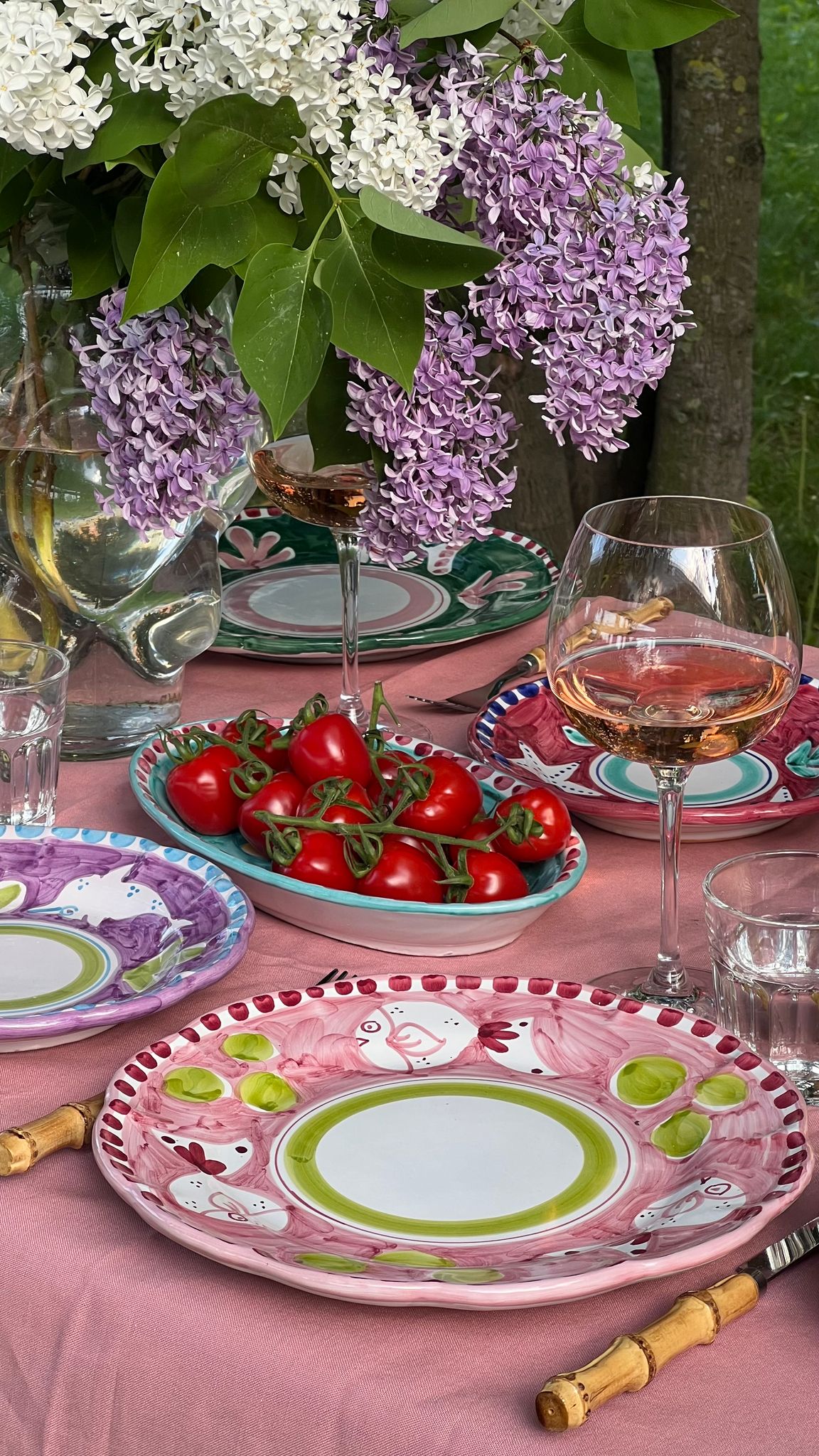 Amalfi mattallrik, rosa med fiskmönster, 26 cm