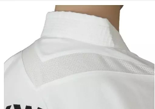 TOP TEN: ITF TAEKWON-DO DRÄKT PREMIUM GOLD 1-3 DAN