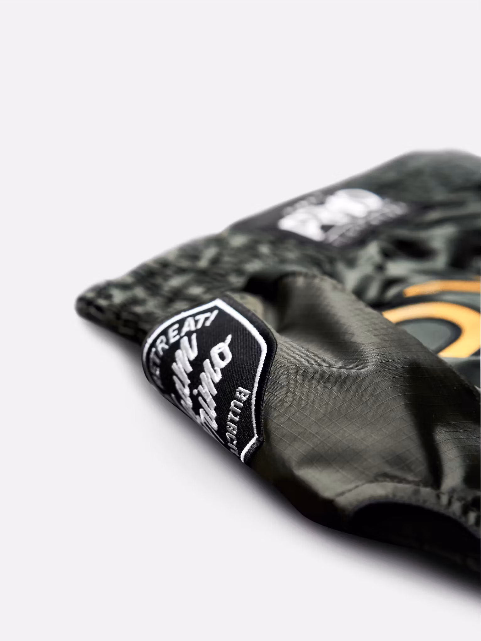 PRIMO: MUAY THAI SHORTS HOLOGRAM - GRÖN