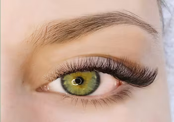 Lashlift & Browlift hos Safa