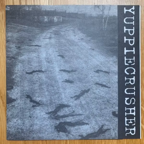 SNIFTER / YUPPIECRUSHER Split (Insect - Sweden original) (EX/VG+) 7"