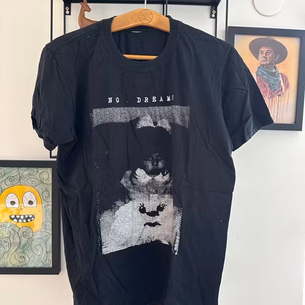 NO DREAMS No Dreams (L) (USED) T-SHIRT