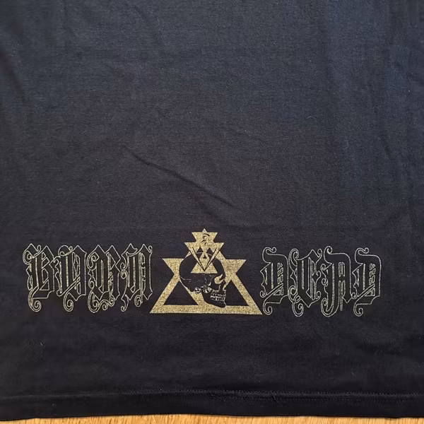 BURNING WITCH Born Dead (M) (USED) T-SHIRT