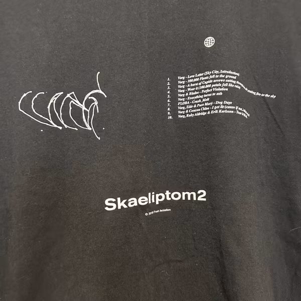VARG Skaeliptom2 (L) (USED) LONG SLEEVE
