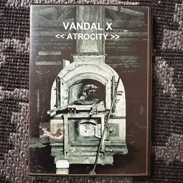 VANDAL X Atrocity (Spatter - Italy reissue) (NM) CDR