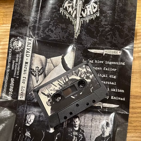 KNIVAD Märkt För Livet (Bloodsoaked - Sweden original) (VG+) TAPE