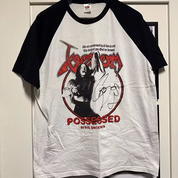 VENOM Possessed (M) (USED) T-SHIRT
