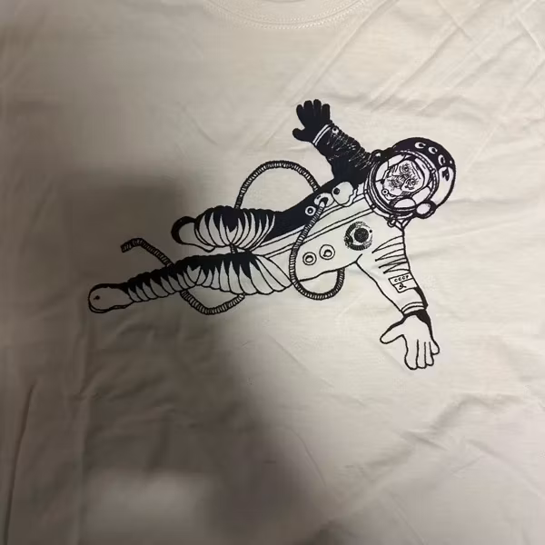 DEAD KOSMONAUT Gravitas (L) (USED) T-SHIRT