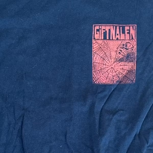 KRISTIAN OLSSON Giftnålen (M) (USED) T-SHIRT
