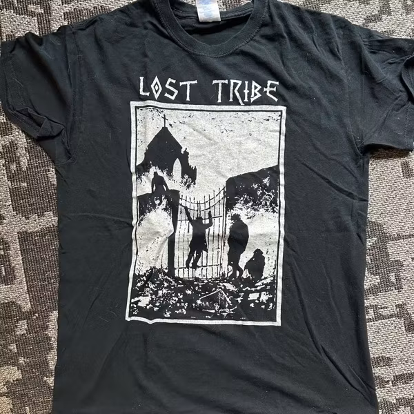 LOST TRIBE Lost Tribe (M) (USED) T-SHIRT