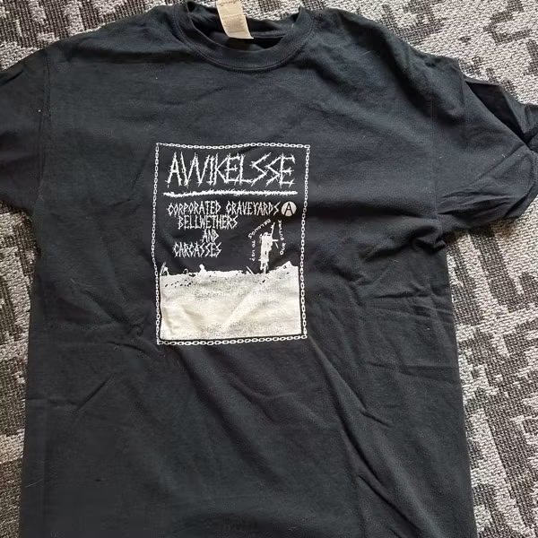 AVVIKELSE Avvikelse (M) (USED) T-SHIRT