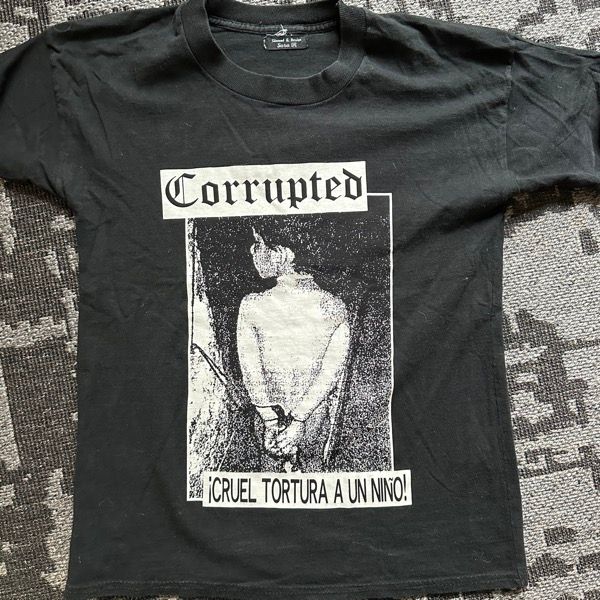 CORRUPTED Cruel Tortura A Un Nino (S) (USED) T-SHIRT