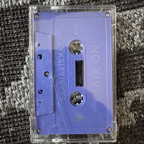 NO XIVIC Yksityisyys (Merzbild – USA original) (NM) TAPE