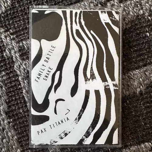 FAMILY BATTLE SNAKE / PAX TITANIA Split (Sound Holes – UK original) (NM) TAPE