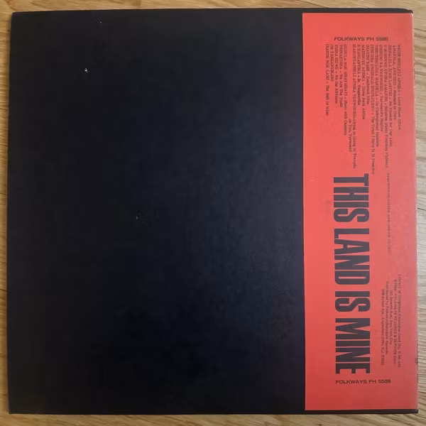VARIOUS This Land Is Mine – South African Freedom Songs (Folkways - USA original) (EX/VG+) LP