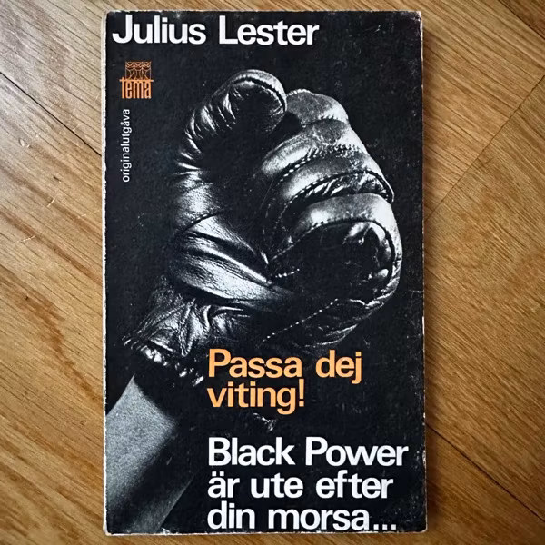 PASSA DIG VITING! BLACK POWER ÄR UTE EFTER DIN MORSA... (VG) BOOK
