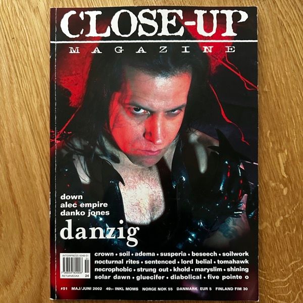 CLOSE-UP MAGAZINE #51 2002 (VG+) MAGAZINE