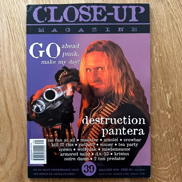 CLOSE-UP MAGAZINE #39 2000 (VG+) MAGAZINE
