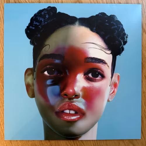 FKA TWIGS LP1 (Young Turks – USA, Europe original) (EX/VG+) LP