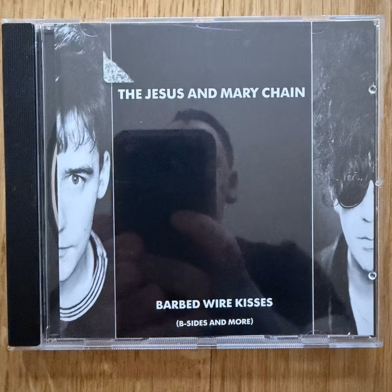 JESUS AND MARY CHAIN, the Barbed Wire Kisses (B-Sides And More) (Blanco Y Negro - Europe reissue) (EX) CD