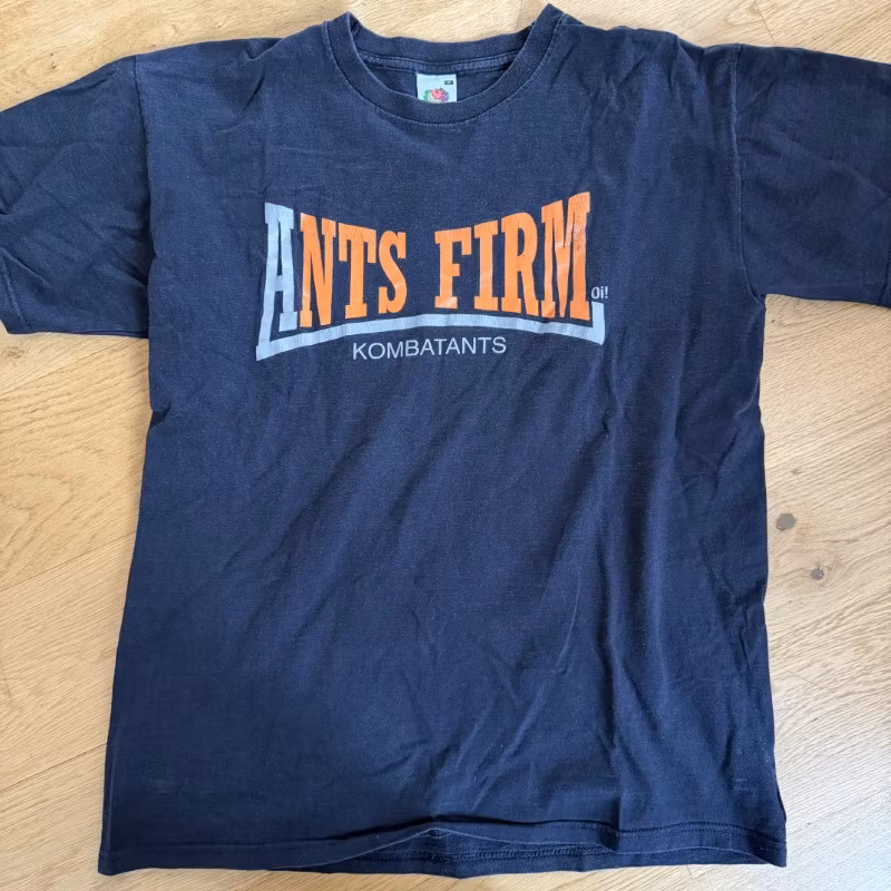 KOMBATANTS Ants Firm (M) T-SHIRT