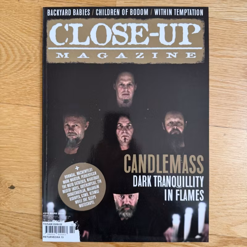 CLOSE-UP #215 2019 (NM) MAGAZINE
