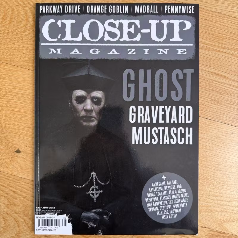 CLOSE-UP #207 2018 (NM) MAGAZINE