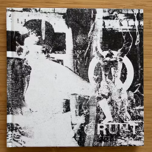 GRUNT Kiveen Ikuistettu (Freak Animal - Finland original) (NM) CD+BOOK