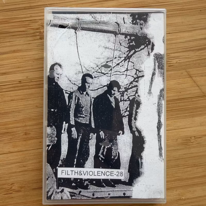MANIC/DEPRESSION First Blood (Filth And Violence - Finland original) (NM) TAPE