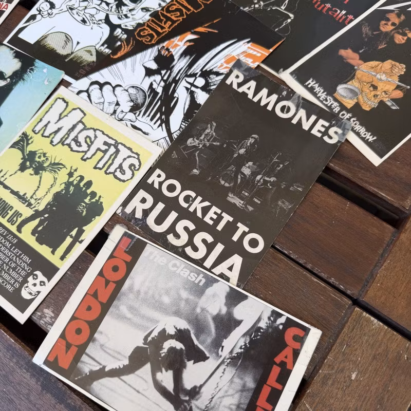 MISFITS, RAMONES, DEAD KENNEDYS, METALLICA, THE CLASH, SID VICIOUS (G-VG+) POSTCARDS