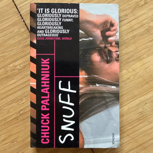 CHUCK PALAHNIUK Snuff (Vintage - UK) (EX) BOOK