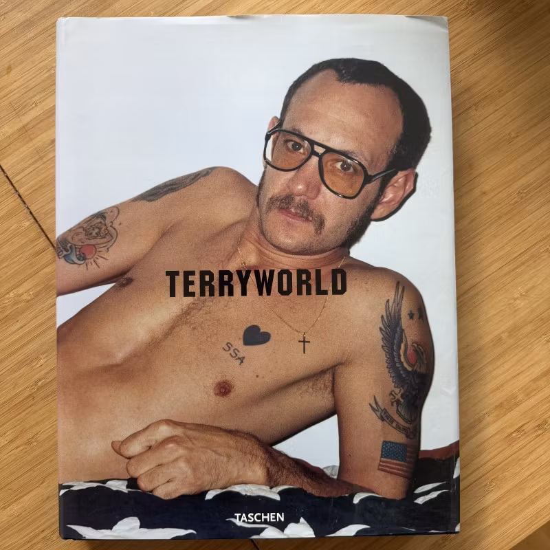 TERRYWORLD (Taschen - Germany) (EX/NM) BOOK
