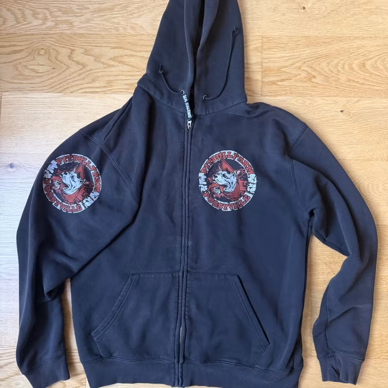 PITBULLFARM Pussyville (M) HOODIE