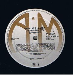 Joan Baez – Gracias A La Vida / Here's To Life. LP