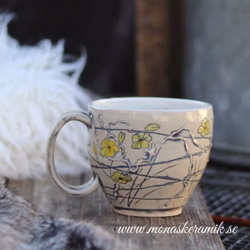 handgjord keramik i stengods, temugg webshop, mönstrad temugg webshop, reliefmönster, mönster skapade på frihand, keramik webshop, te webshop, temugg,