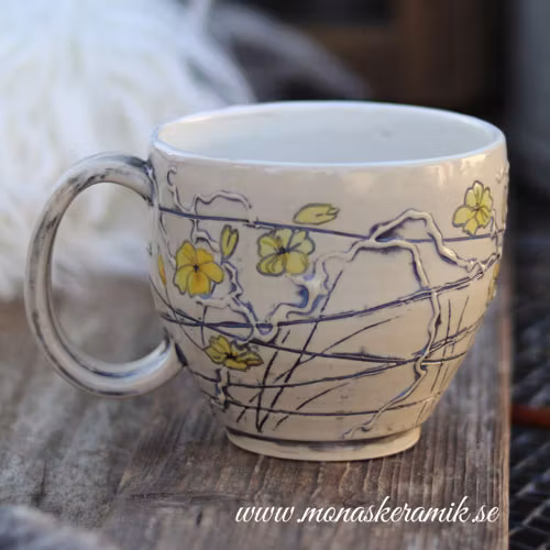 handgjord keramik i stengods, temugg webshop, mönstrad temugg webshop, reliefmönster, mönster skapade på frihand, keramik webshop, te webshop, temugg,