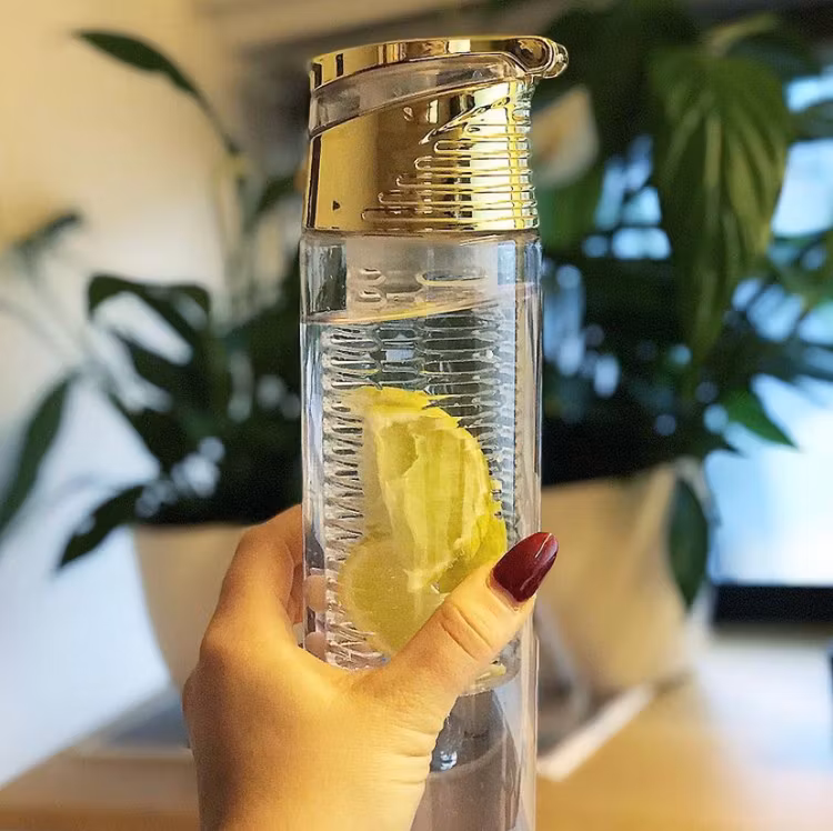Vattenflaska med fruktkolv, 75 cl