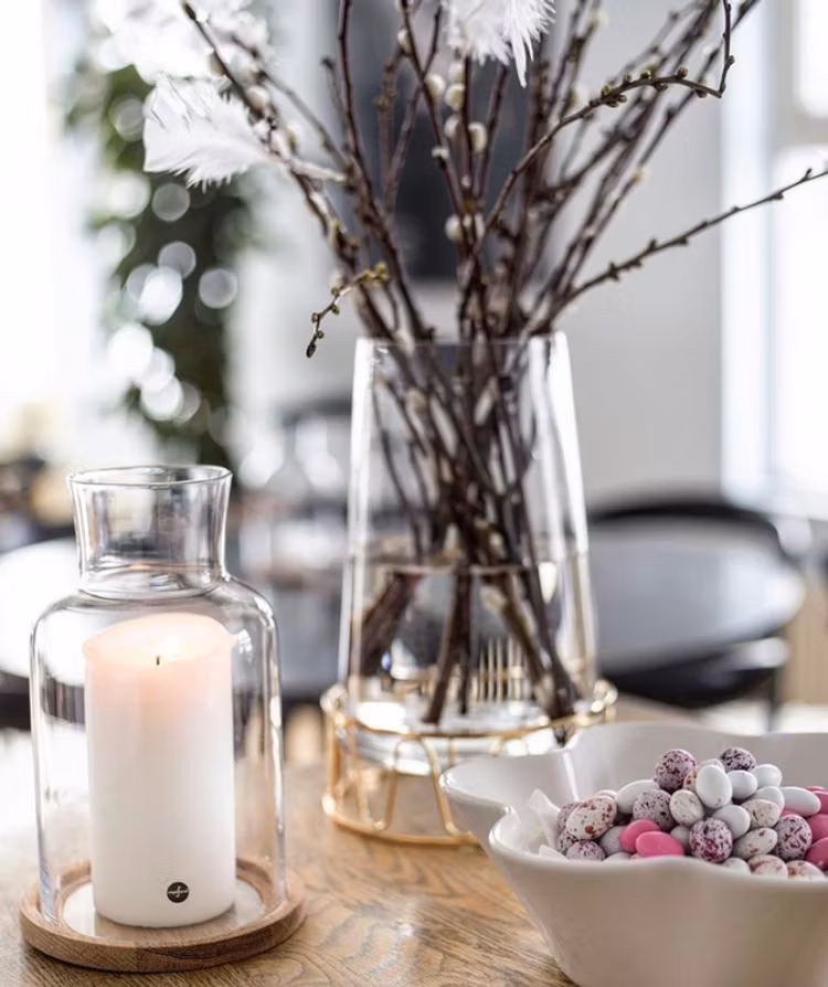 Ljuslykta/vas i guld H28 cm