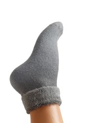 Ankelstrumpa med fluffig mudd grå